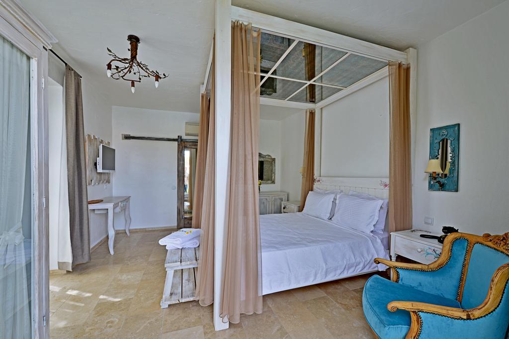 Bay C Hotel Alacatı Ruang foto