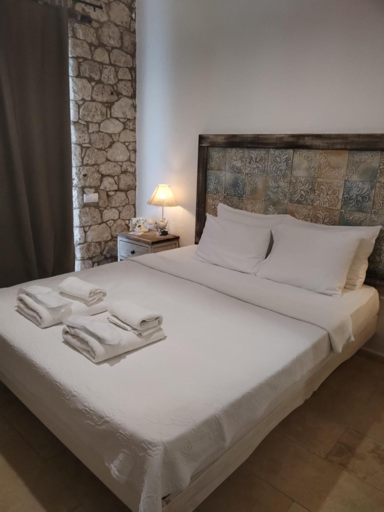 Bay C Hotel Alacatı Bagian luar foto